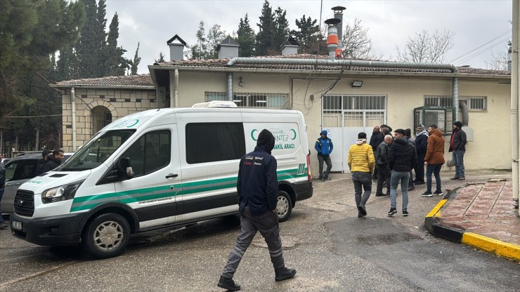 Gaziantep'te ilk iş gününde yük asansöründen düşen işçi hayatını kaybetti