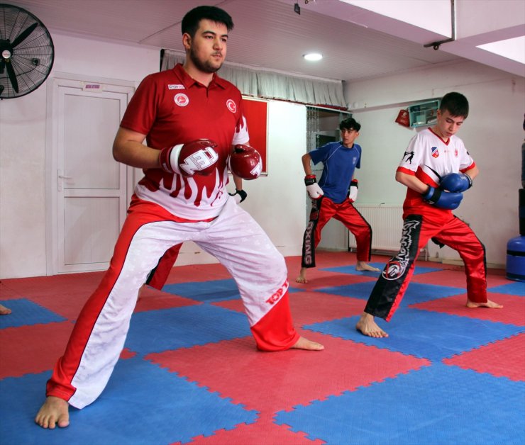 Avrupa şampiyonu milli kick boksçu Cihan Aksun, Dünya Şampiyonası'na odaklandı