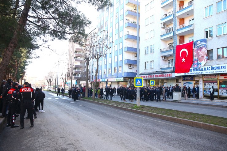 Diyarbakır'da şehit edilen Gaffar Okkan ve 5 polis memuru törenle anıldı