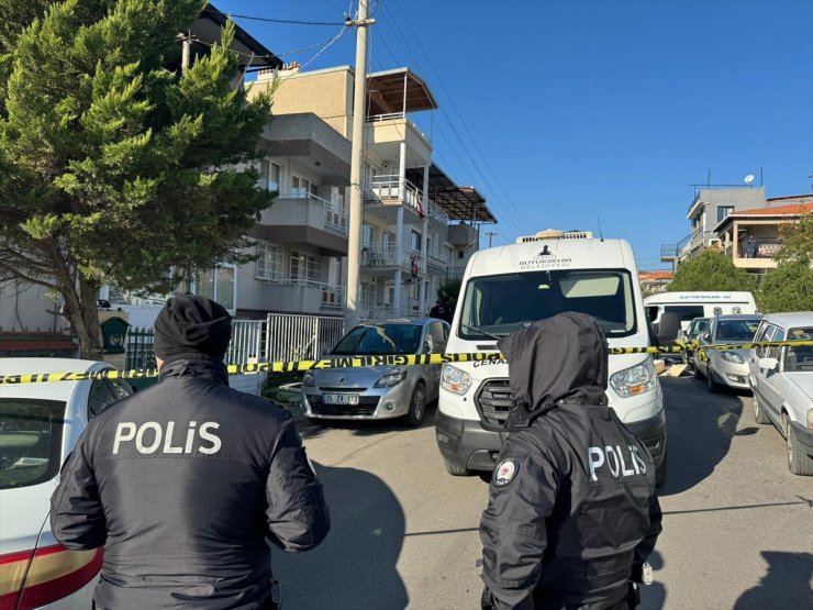 İzmir'de kızını ve kayınvalidesini öldürüp karısını yaralayan akademisyen intihar etti