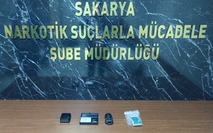 Sakarya'da uyuşturucu operasyonunda 13 şüpheli yakalandı