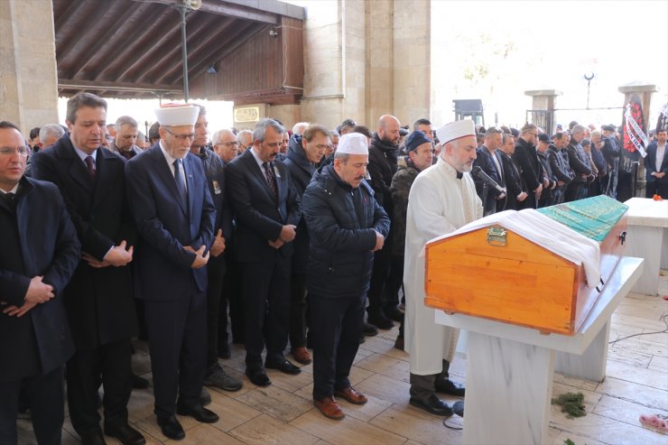 Hakem Özgür Yankaya'nın vefat eden babası İsmail Yankaya son yolculuğuna uğurlandı