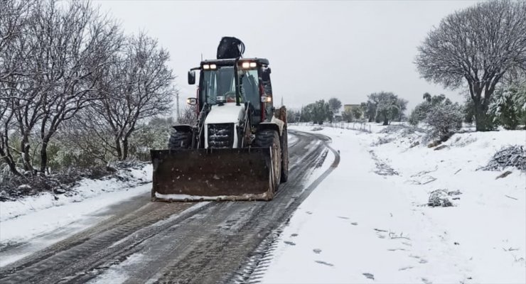 Kilis'in yüksek kesimlerine kar yağdı