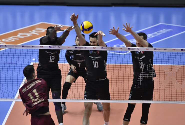 Voleybol: AXA Sigorta Efeler Ligi