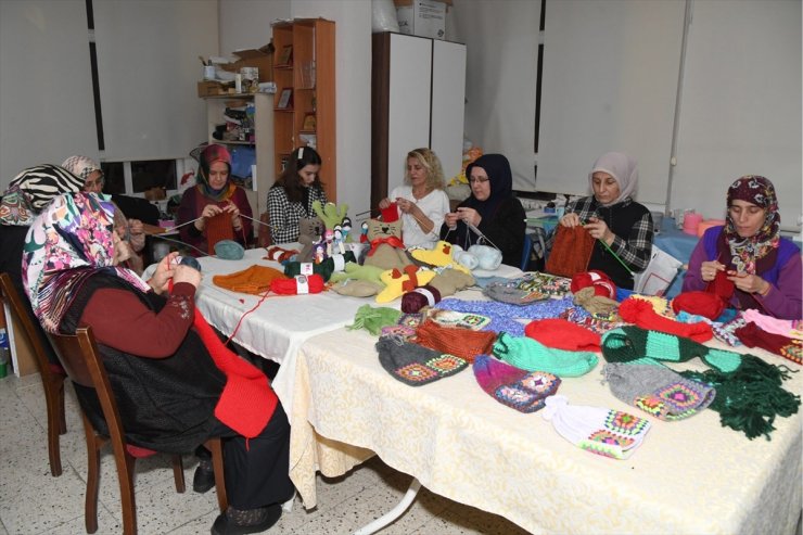 Isparta'da deprem bölgesindeki çocuklara ve öğrencilere yönelik kampanya başlatıldı