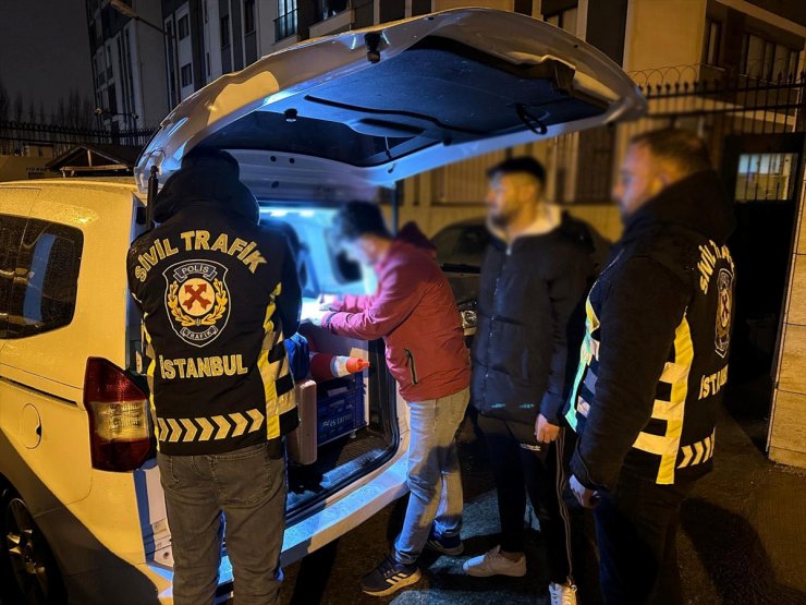 İstanbul'da araçlarıyla konvoy oluşturup yolu kapatan 6 sürücü yakalandı