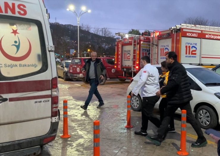 Kocaeli'de elini kıyma makinesine kaptıran kişi yaralandı