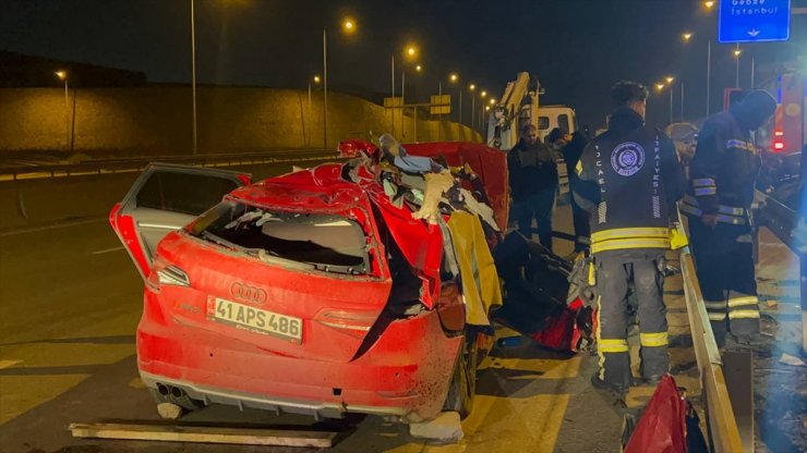Kocaeli'de trafik kazasında 1 kişi öldü, 3 kişi yaralandı