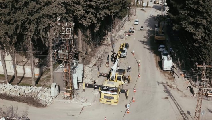 Toroslar EDAŞ'tan deprem bölgesinde asrın elektrik dağıtım operasyonu