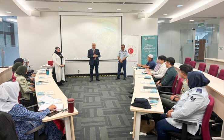 Brunei'de Savunma Bakanlığı yetkililerine yönelik Türkçe dil kursu düzenlendi