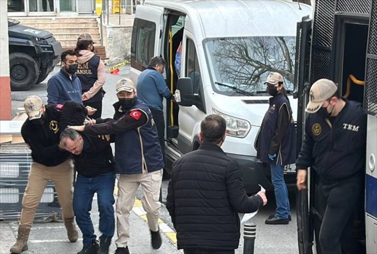 İstanbul Adliyesi'ne yönelik terör saldırısı şüphelileri sağlık kontrolünden geçirildi