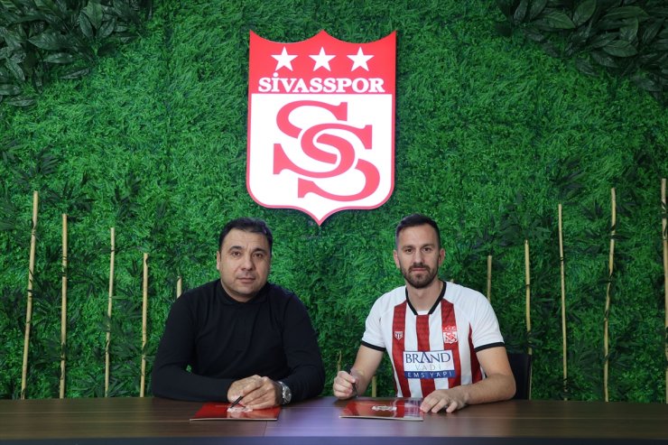 Sivasspor, Mijo Caktas'ı transfer etti