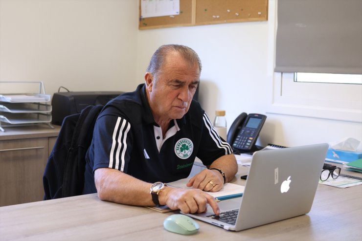 Panathinaikos Teknik Direktörü Fatih Terim, AA'nın "Yılın Kareleri" oylamasına katıldı