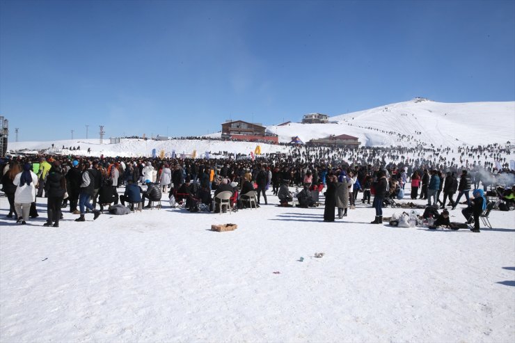 Hakkari'de düzenlenen "5. Kar Festivali" sona erdi