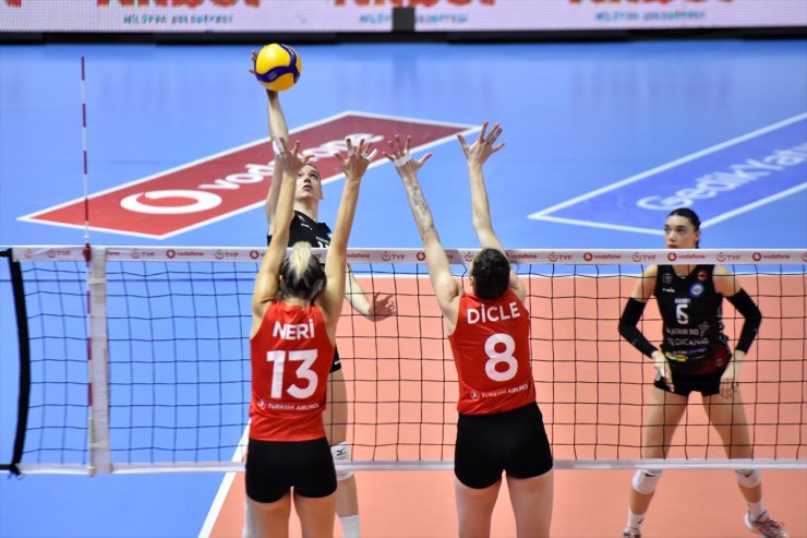 Voleybol: Vodafone Sultanlar Ligi