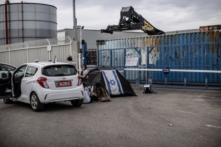 Aşırı sağcı İsraillilerin Gazze'ye gönderilen yardımları engelleme girişimi sürüyor