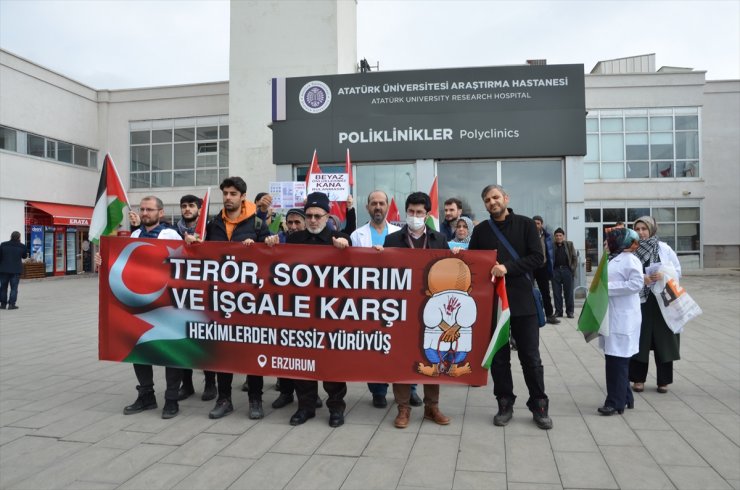 Erzurum’da hekimler ve sağlık çalışanları Gazze için sessiz yürüyüş yaptı