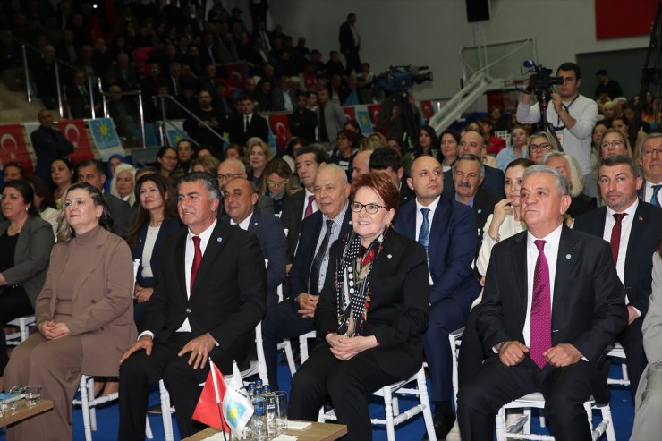 İYİ Parti Genel Başkanı Akşener, Aydın'da belediye başkan adaylarını tanıttı