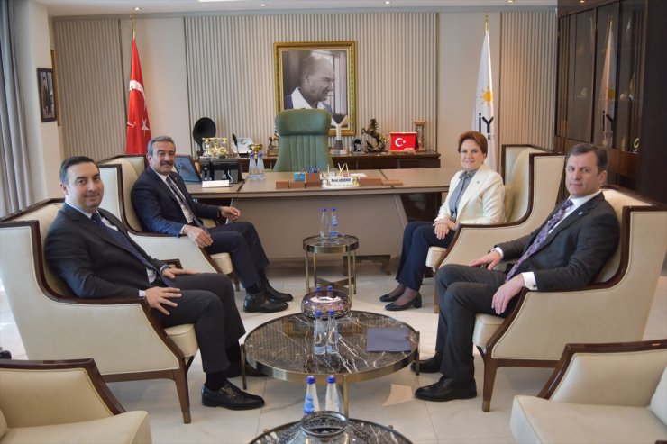 İYİ Parti Genel Başkanı Akşener, Çukurova Belediye Başkan adayı Çetin'i kabul etti