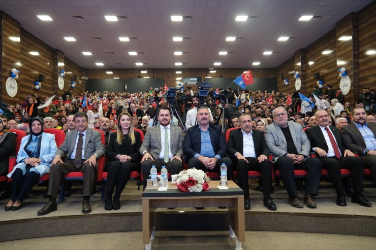 AK Parti Grup Başkanvekili Gül, Van'da Proje Tanıtım Toplantısı'nda konuştu:
