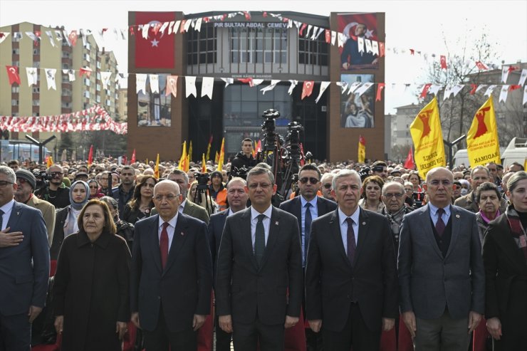 CHP Genel Başkanı Özel, Pir Sultan Abdal Cemevi'ni açtı: