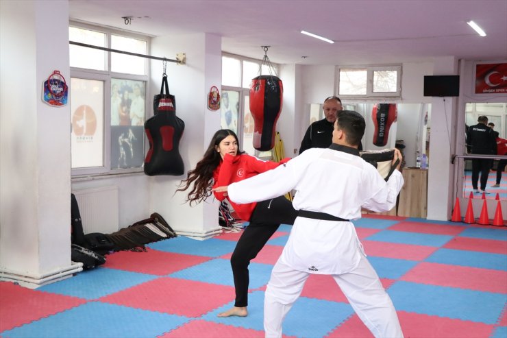 İşitme engelli tekvandocu Didem Kirazcı, kariyerini 3 altın madalyayla noktalamak istiyor: