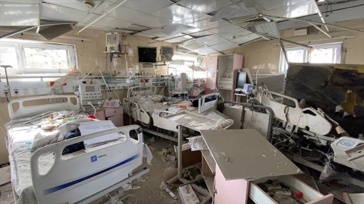 İsrail'in zorla boşalttığı çocuk hastanesindeki bebeklerin çürümüş bedenleri ortaya çıktı