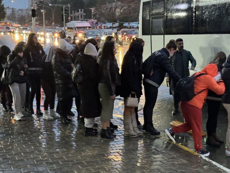 Tekirdağ'daki fuhuş operasyonunda 12 şüpheli tutuklandı