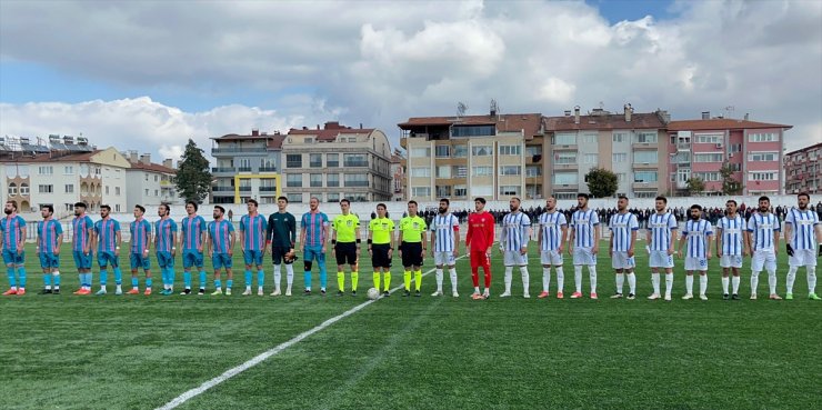 Burdur'da amatör futbol maçında arbede çıktı