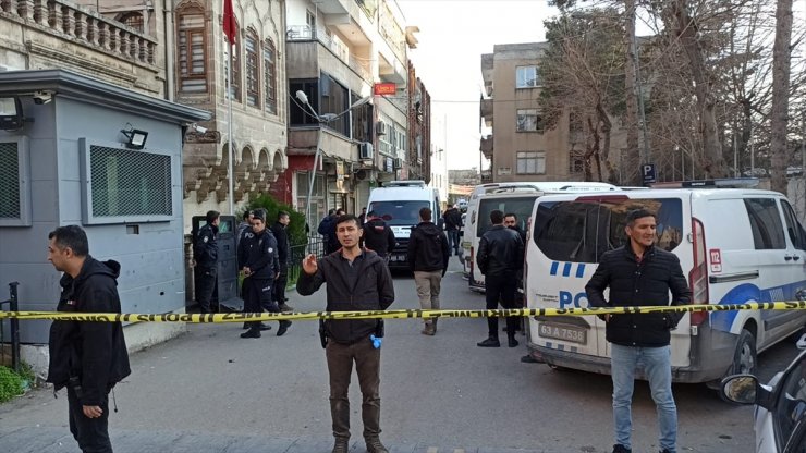 Şanlıurfa'da tabancayla karısını vurarak öldüren kişi intihar girişiminde bulundu