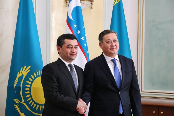 Kazakistan ve Özbekistan, ikili ticareti 10 milyar dolara çıkarma konusunda anlaştı