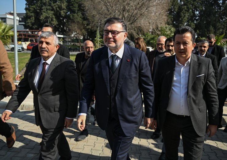 AK Parti, İzmir'de Hamza Dağ için adaylık başvurusunu yaptı