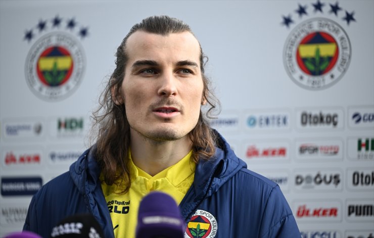 Fenerbahçeli futbolcu Çağlar Söyüncü: "İlk hedefimiz Fenerbahçe'ye şampiyonluk yaşatmak"