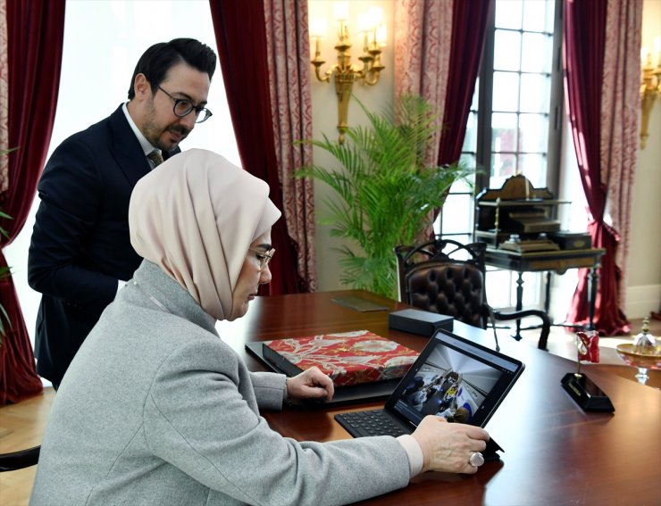 Emine Erdoğan, AA'nın "Yılın Kareleri" oylamasına katıldı