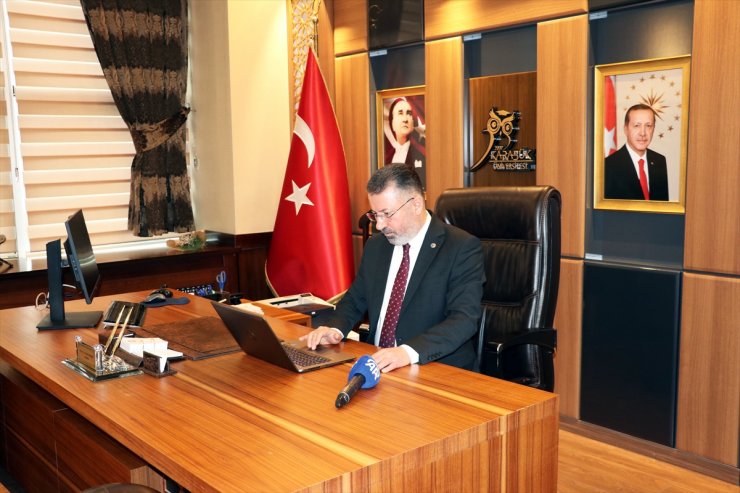 Karabük Üniversitesi Rektörü Prof. Dr. Kırışık, AA'nın "Yılın Kareleri" oylamasına katıldı