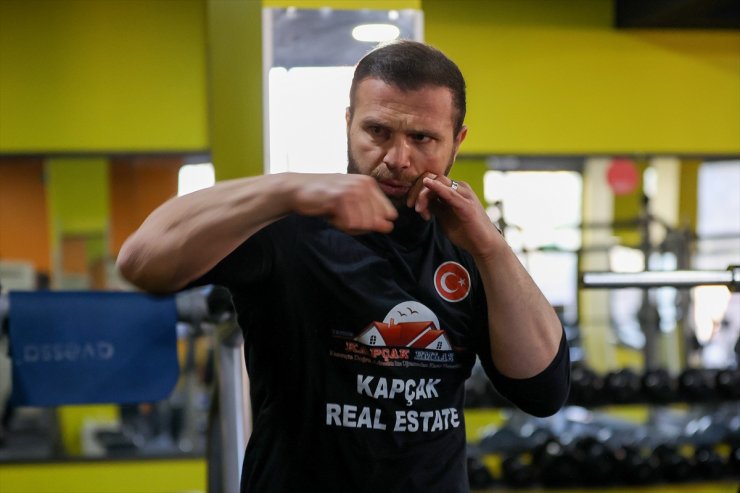 Kick boks dünya şampiyonu Yıldırım'ın hedefi önce SENSHI sonra Glory