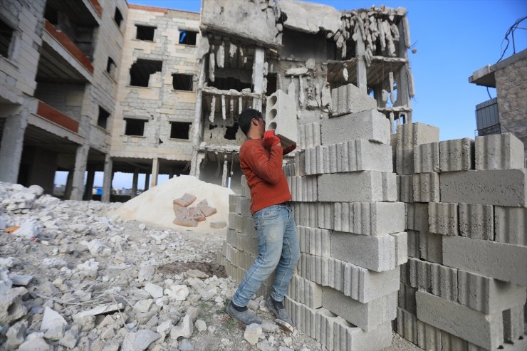 Terörden 7 yıl önce temizlenen Suriye'nin Bab ilçesi yüz binlerce sivilin yurdu oldu
