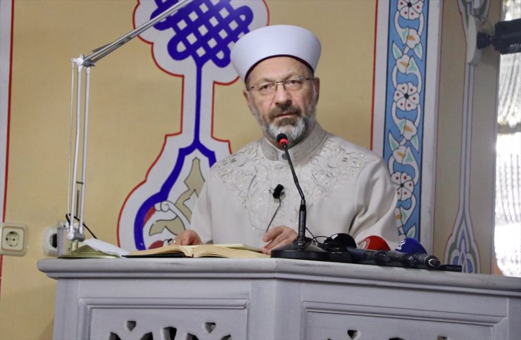 Diyanet İşleri Başkanı Erbaş, Trabzon'da Berat Kandili programında konuştu: