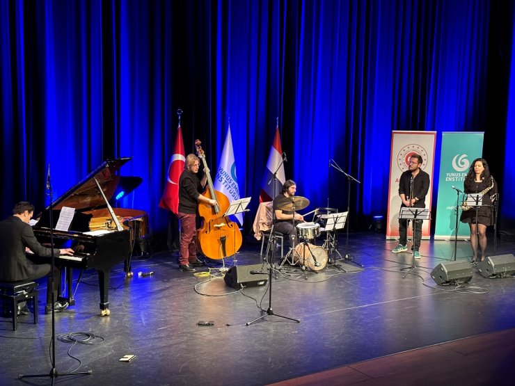 Hollanda-Türkiye İş Gücü Anlaşması'nın 60'ıncı yıl dönümü Amsterdam'da konserle kutlandı