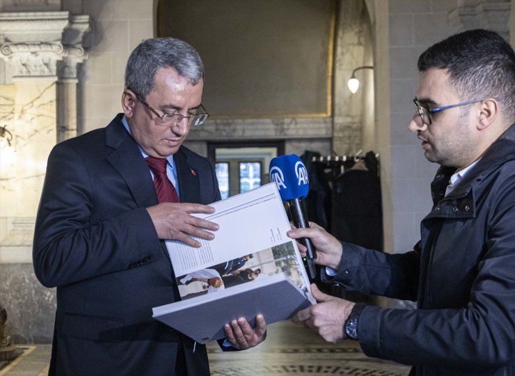 Bakan Yardımcısı Yıldız: AA'nın "Kanıt" kitabı Gazze'deki insani trajediyi ortaya koyuyor