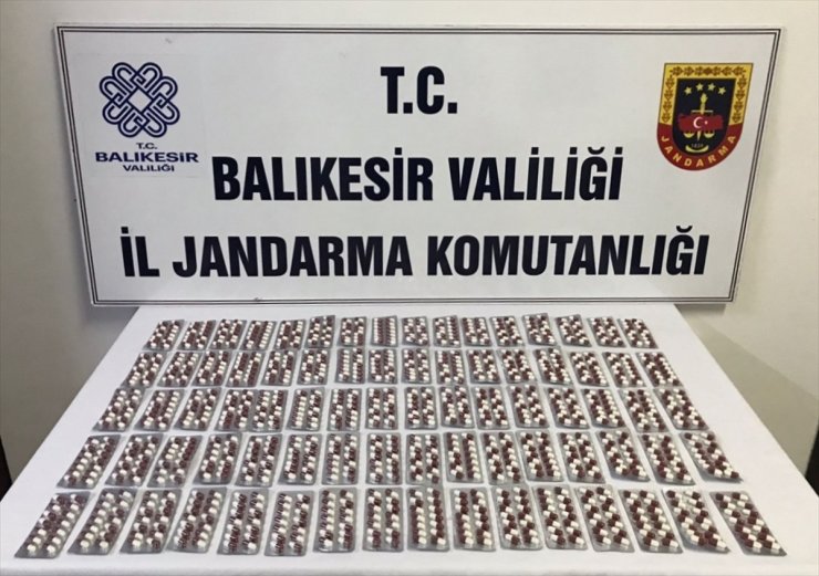 Balıkesir'de uyuşturucu operasyonunda 8 zanlı yakalandı