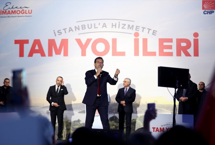 İBB Başkanı İmamoğlu, Güngören ve Esenler'de halk buluşmasına katıldı