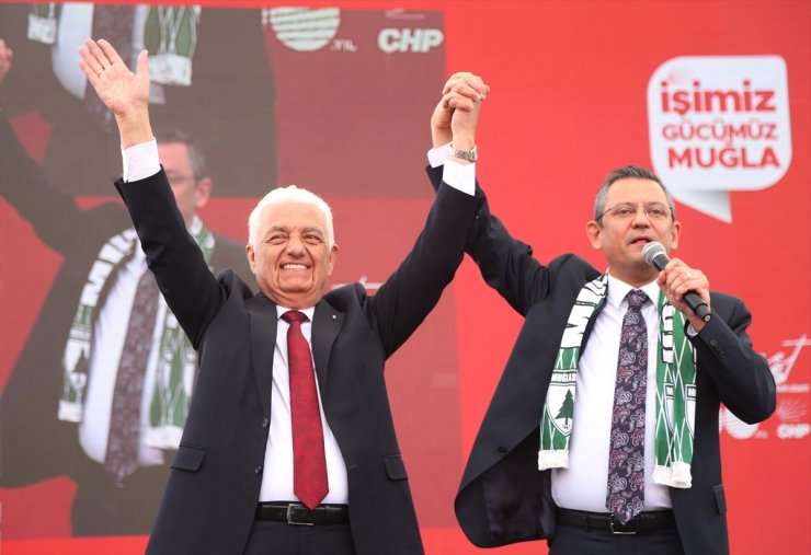 CHP Genel Başkanı Özel, Muğla'da aday tanıtım töreninde konuştu: