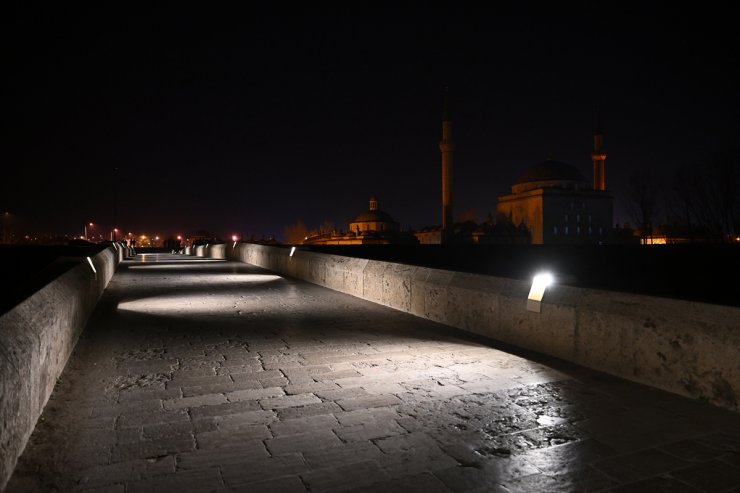 Edirne'deki tarihi köprüler "güneş enerjisiyle" aydınlatılacak