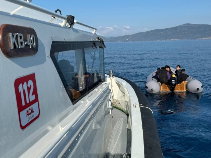 İzmir açıklarında 21 düzensiz göçmen kurtarıldı