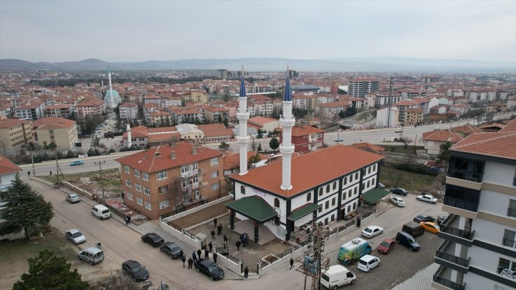 Çubuk’ta depremde hasar gören cami yeniden yapılarak ibadete açıldı