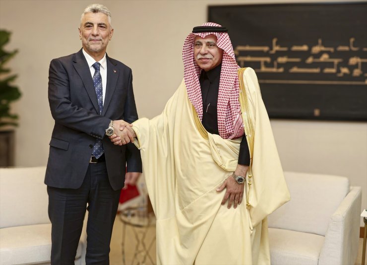 Bakan Bolat, Suudi Arabistanlı mevkidaşı el-Kasabi ile görüştü: