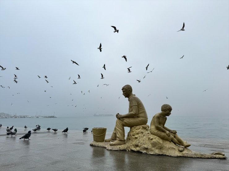 Çanakkale Boğazı'nda sis