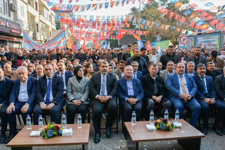 TBMM Başkanvekili Bozdağ, Şanlıurfa'da seçim bürosu açılışına katıldı: