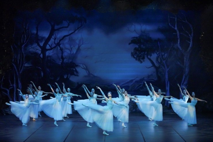 Antalya Devlet Opera ve Balesi "Giselle"yi sahneleyecek